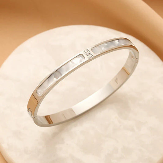 Silver Plated Stainless Steel Mother Of Pearls Contemporary Anti-Tarnish Bracelet For Women