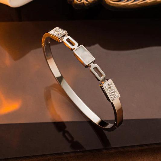 Stainless Steel Mother Of Pearls Geometric Anti-Tarnish Bracelet For Women